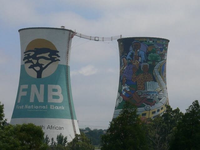 soweto, chimeneas hidroelectrica soweto