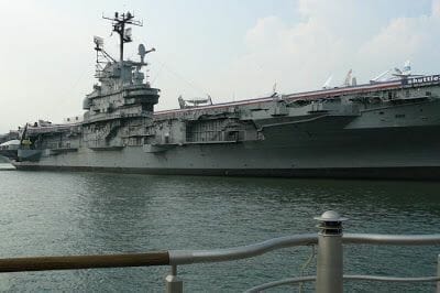 Portaaviones New York Intrepid sea air and space museum