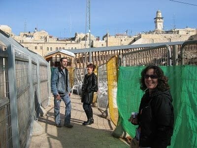 pasarela de acceso a explanada de las mezquitas Acceso a la Cúpula de la Roca y Explanada de las mezquitas en Jerusalén
