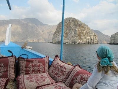 dhow, barco del golfo persico,oman