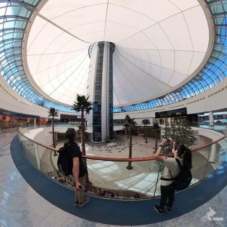 torre marina mall con mirador de 360º