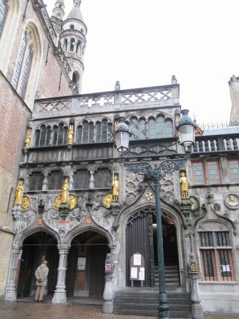 capilla de la Santa Sangre basilica santa sangre, capilla de Brujas