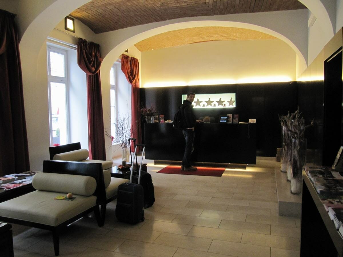 Levante Laudon apartments Viena, Recepción