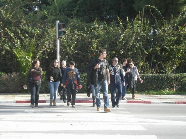 cruzando avenida