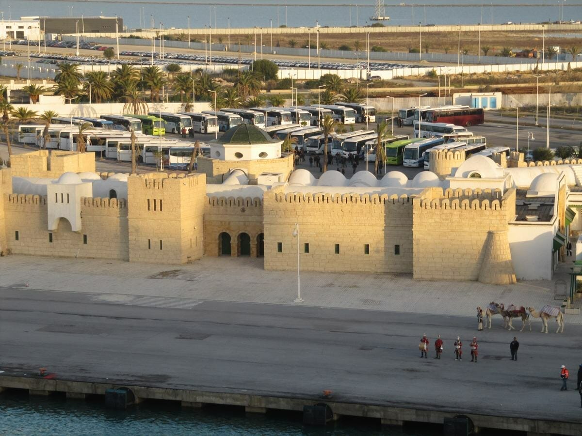 Aduana Puerto de Túnez