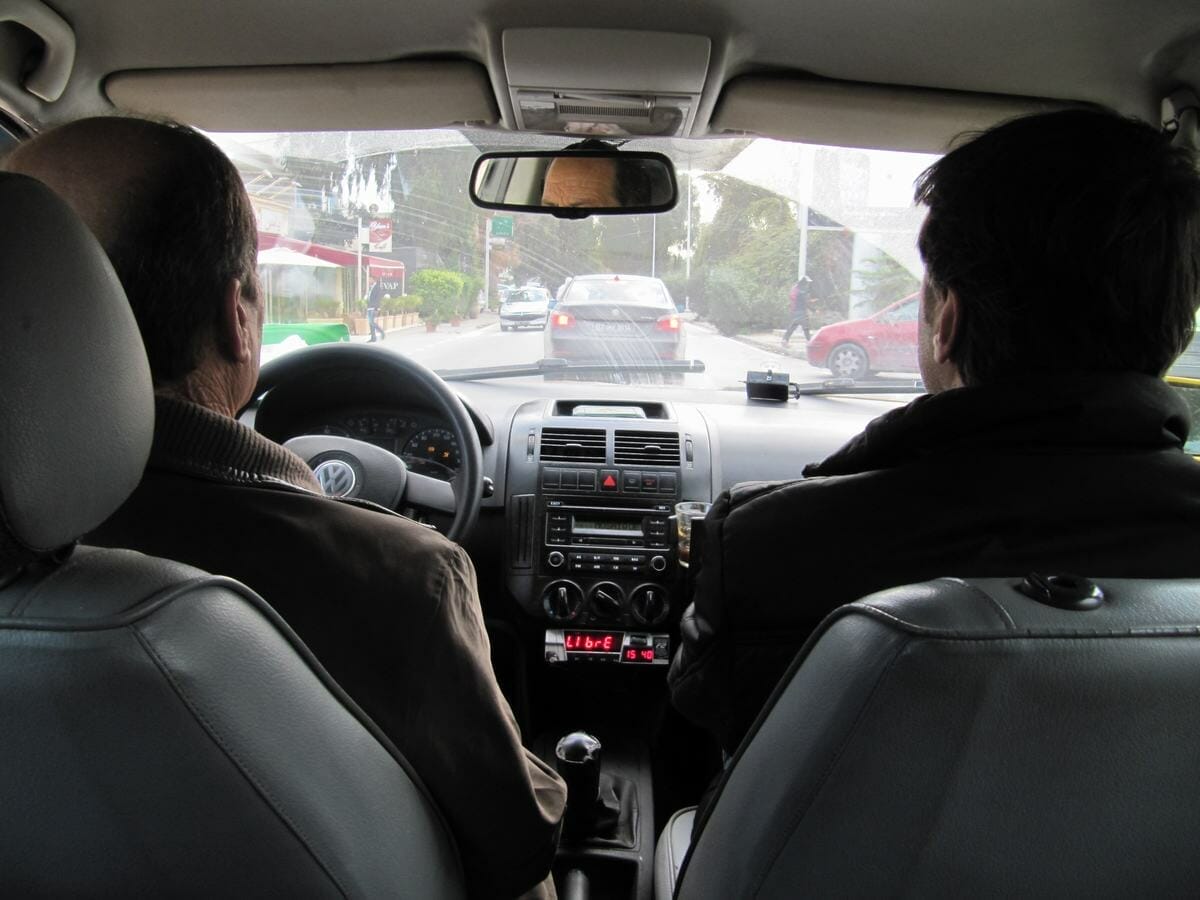 En taxi de La Goulette hacia Sidi Bou Said