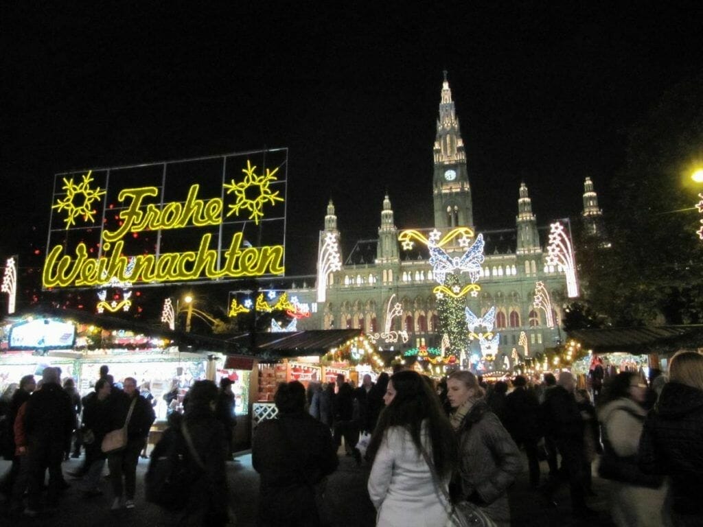 mercados de navidad en viena en un puente de diciembre