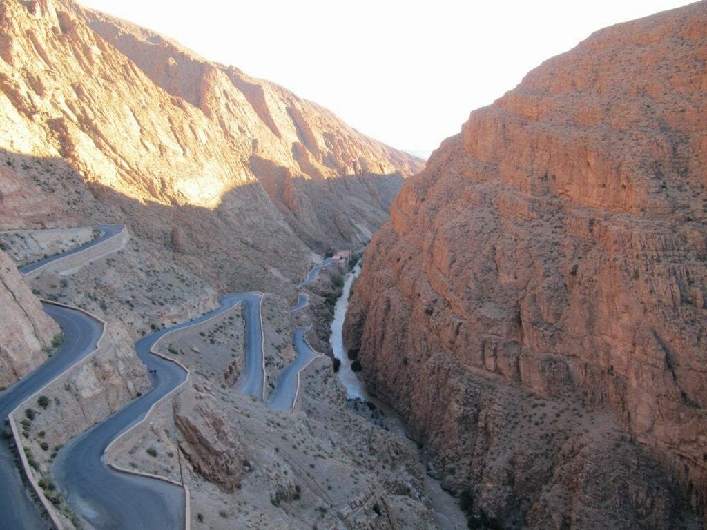 Mirador de las Gargantas del Dadès al atardecer 