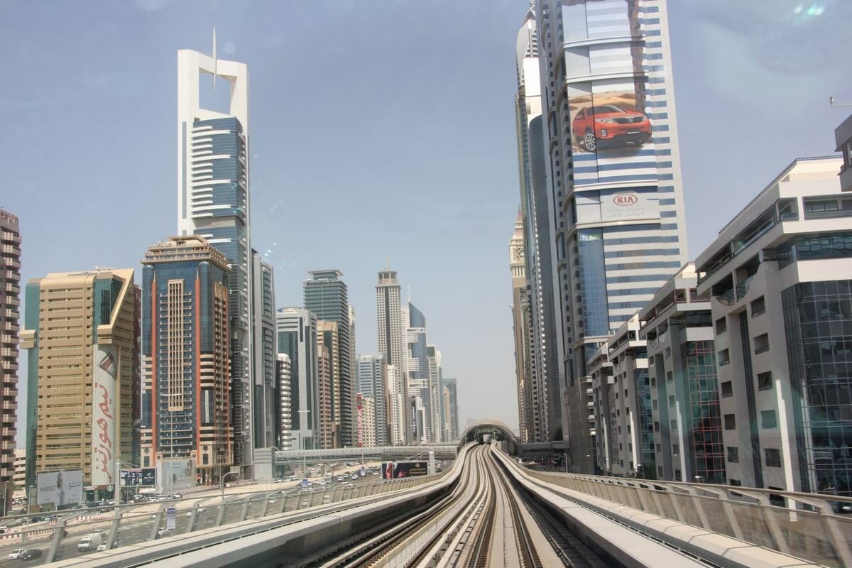 vias metro dubai