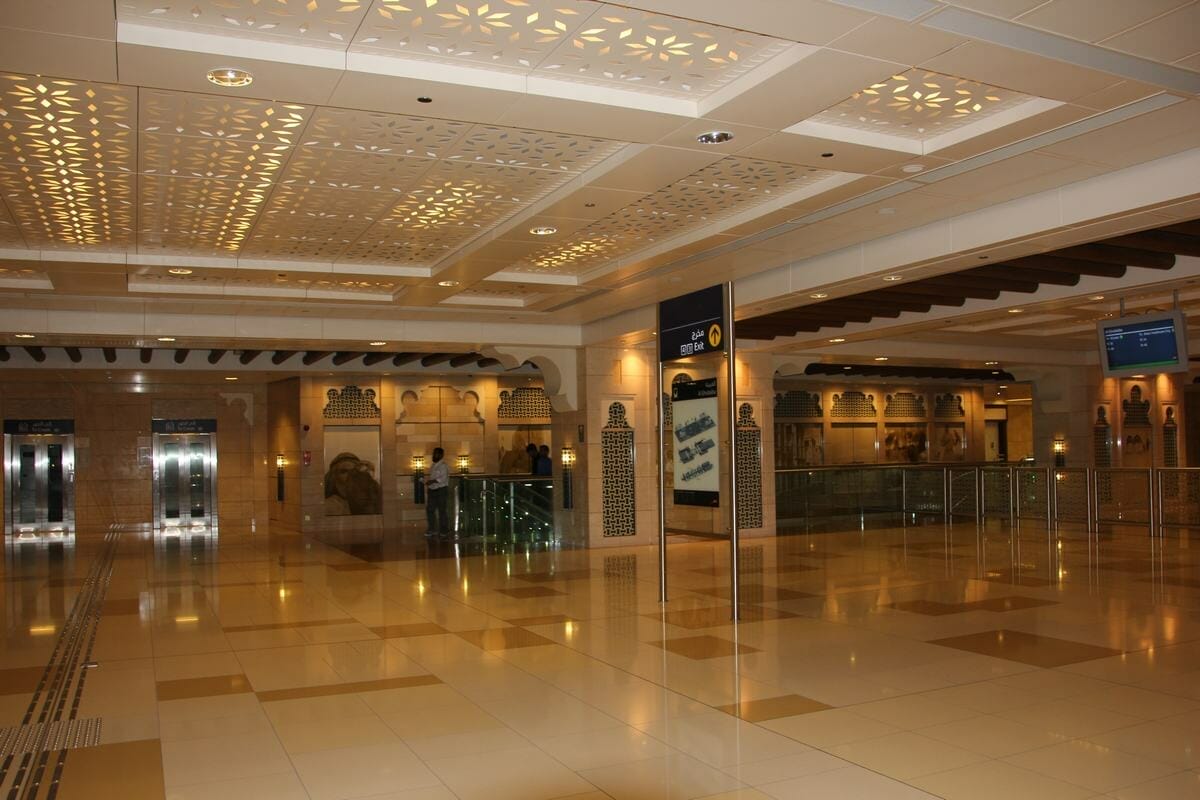 estacion metro oro