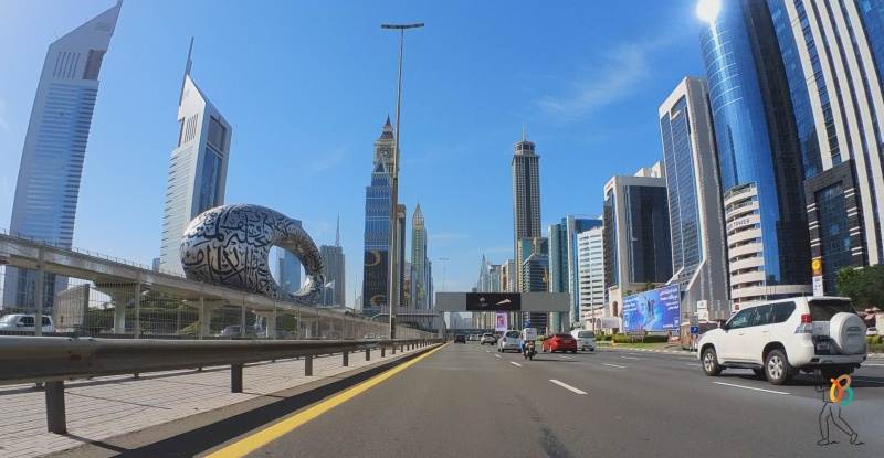 Museo del Futuro desde Sheikh Zayed Road