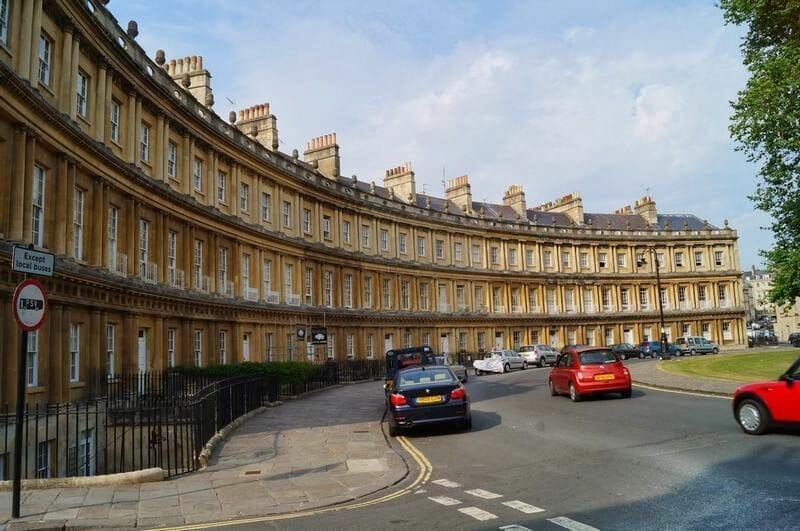 The Circus bath