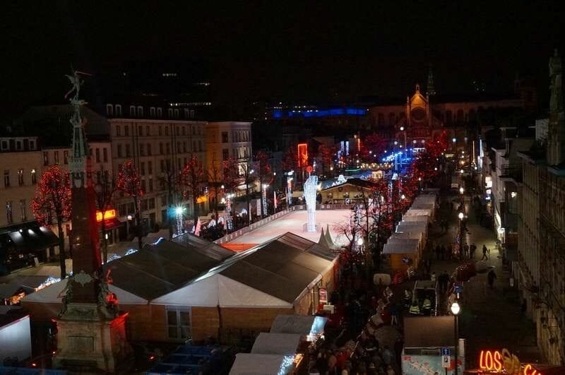 Mercado de Navidad Bruselas de la PLAZA DE SANTA CATERINA