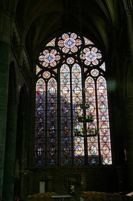 la Collégiale Notre-Dame o Colegiata de Dinant