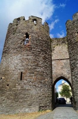 puerta muralla de Conwy