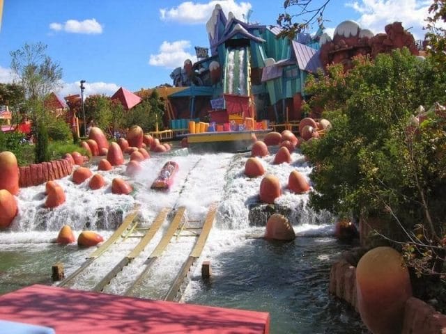Dudley Do-Right' s Ripsaw Falls