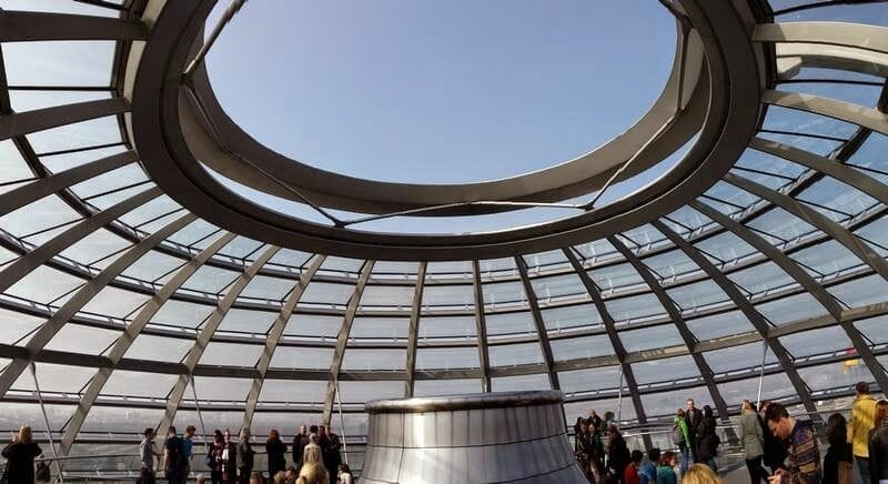 cupula abierta cupula del reichstag, parlamento aleman, bundestag, visita parlamento