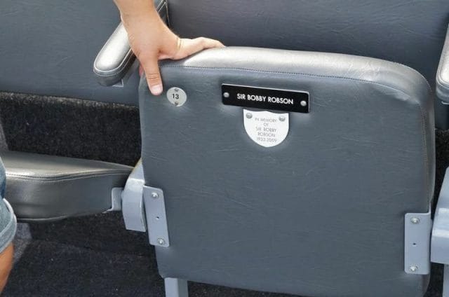 asiento de sir bobby robson estadio newcastle