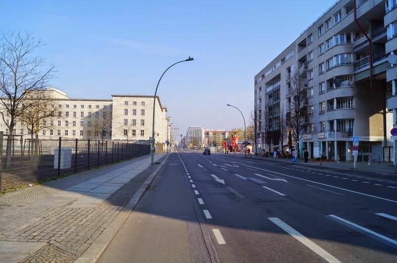 calle Wilhelmstrasse - Berlín en 4 días