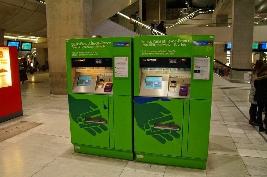 maquinas billetes transporte publico de paris