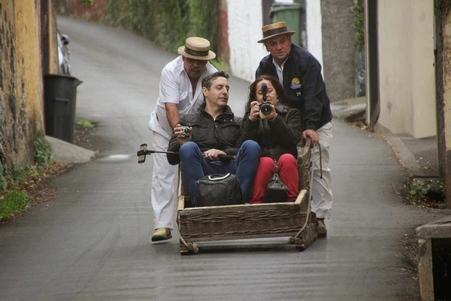 BAJADA CON LAS CESTAS EN FUNCHAL