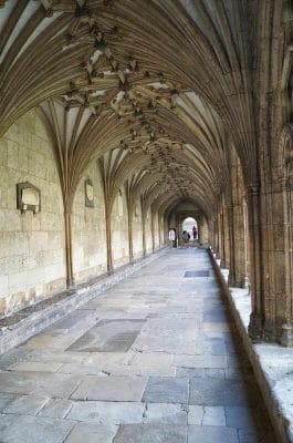 claustro catedral canterbury