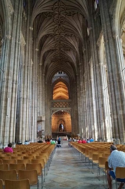 nave principal Catedral de Canterbury