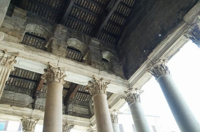 pórtico del Panteón de Roma