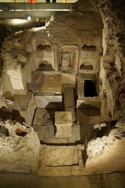 restos arqueologicos Necropolis via triumphalis