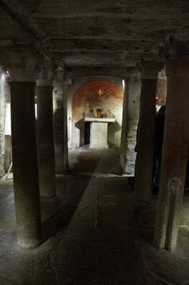 cripta bajo el ábside iglesia Santa María in Cosmedin