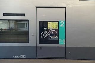 tren bicicletas castillo del Loira