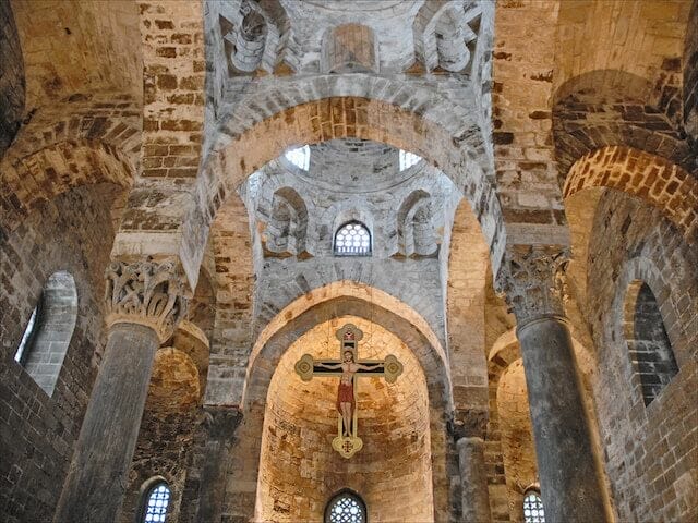 interior iglesia de San Cataldo en Palermo iglesia de san cataldo, chiesa san cataldo