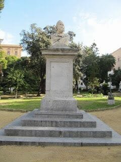estatua garibaldi piazza Marina, parque garibaldi