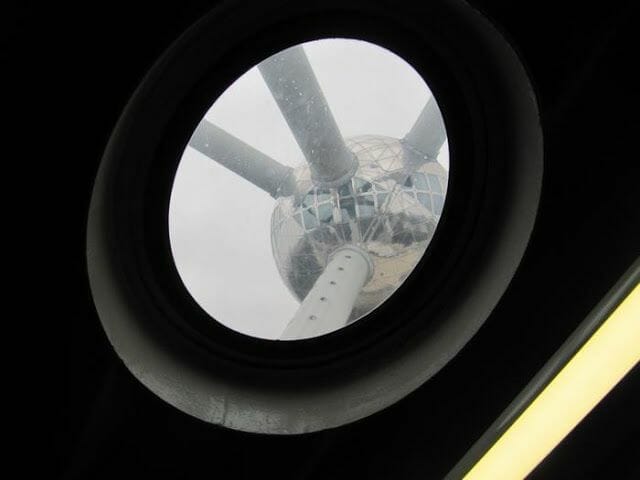atomium bruselas desde dentro