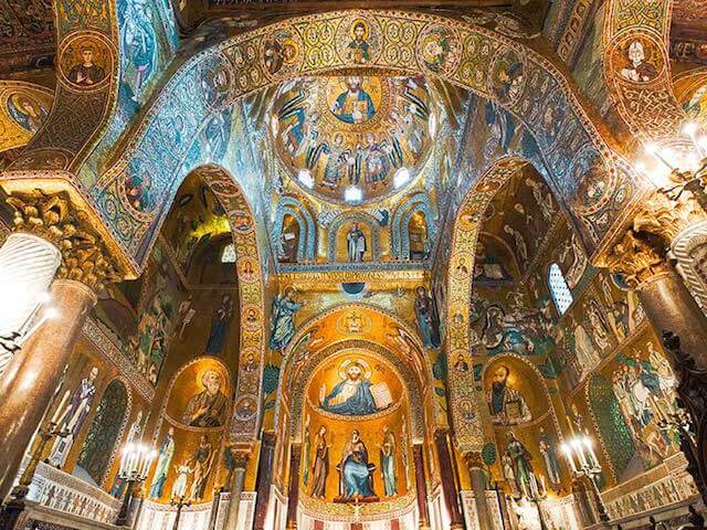 interior iglesia martorana Palermo nave y cupula iglesia Martorana en Palermo