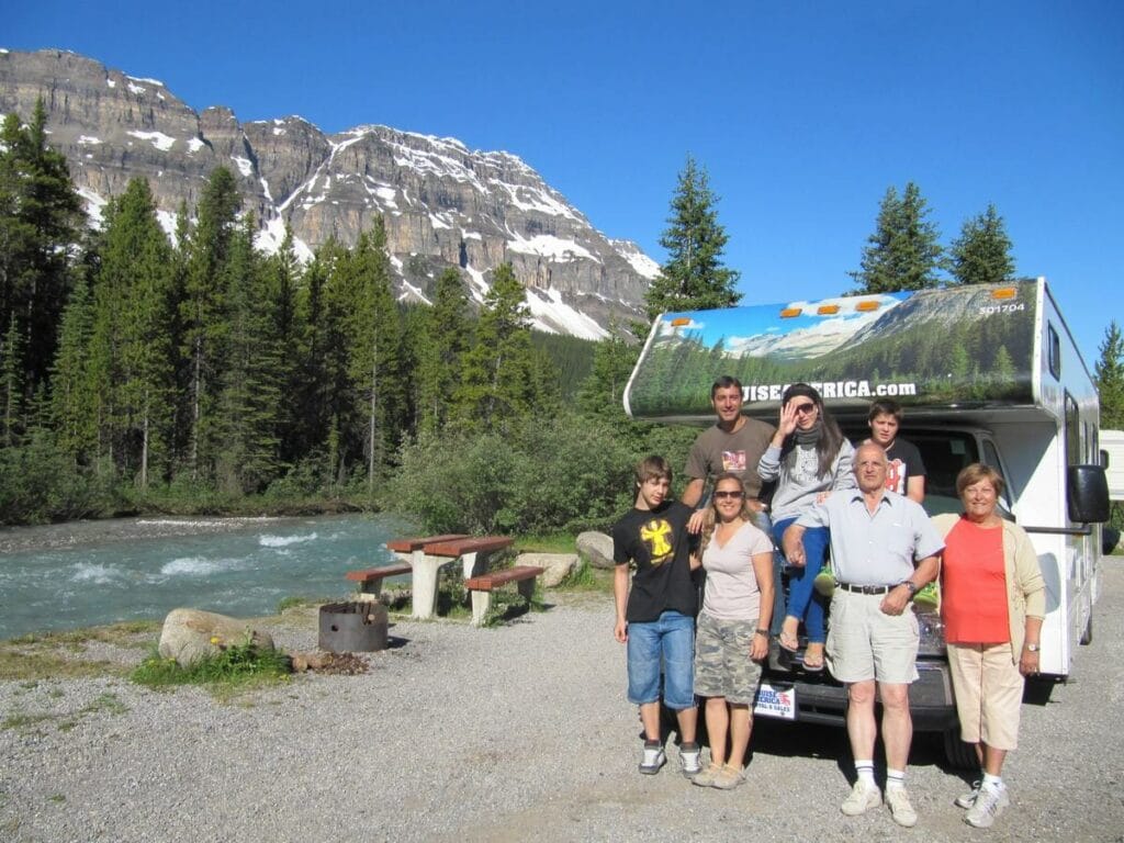 autocaravana en las rocosas selfie