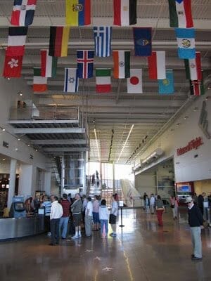 interior del recinto de Boeing future of flight boeing building