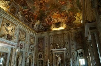 Eneas y Anquises de Bernini (Galleria Borghese)