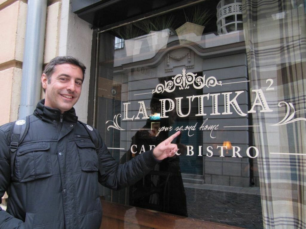 bar la putika en bratislava