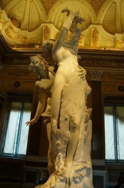 Apolo y Dafne de Bernini (Galleria Borghese)