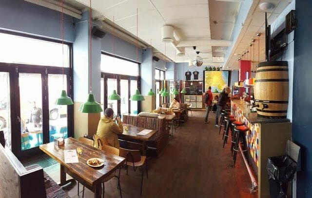 Copenhagen downtown hostel comedor