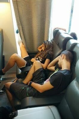 dormir en Ferry de Atenas a Naxos