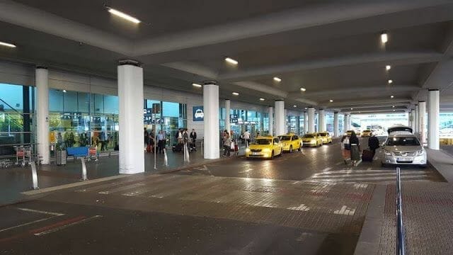 taxis aeropuerto de Praga