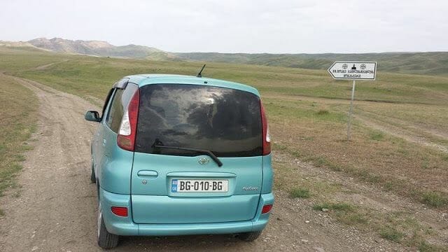 coche alquiler armenia y georgia