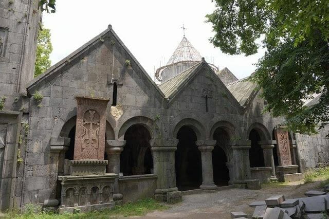 monasterio de SANAHIN