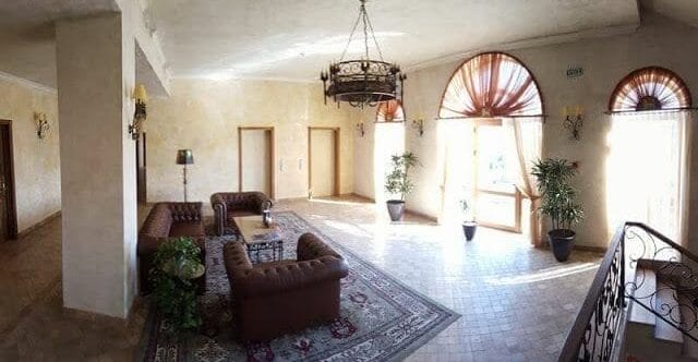 hall Caucasus hotel Erevan
