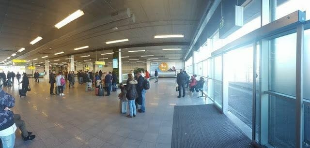 como ir de Eindhoven a Amsterdam
