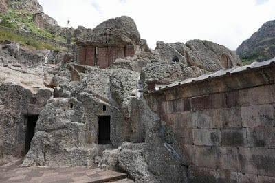 exterior monasterio geghard