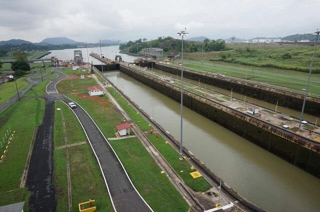 Miraflores a las de Agua Clara