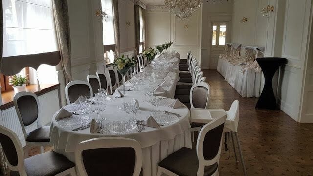 donde dormir en Tarnów, restaurante